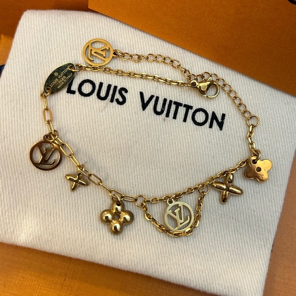 Authentic Louis Vuitton Brassle Blooming M64858 Bracelet. - Picture 4 of 14